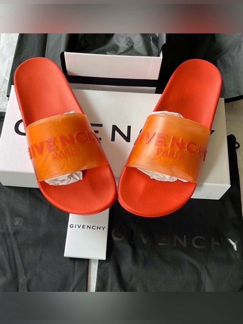 Givenchy men’s bold Orange rubber pool Logo Slides size 42-9us NEW